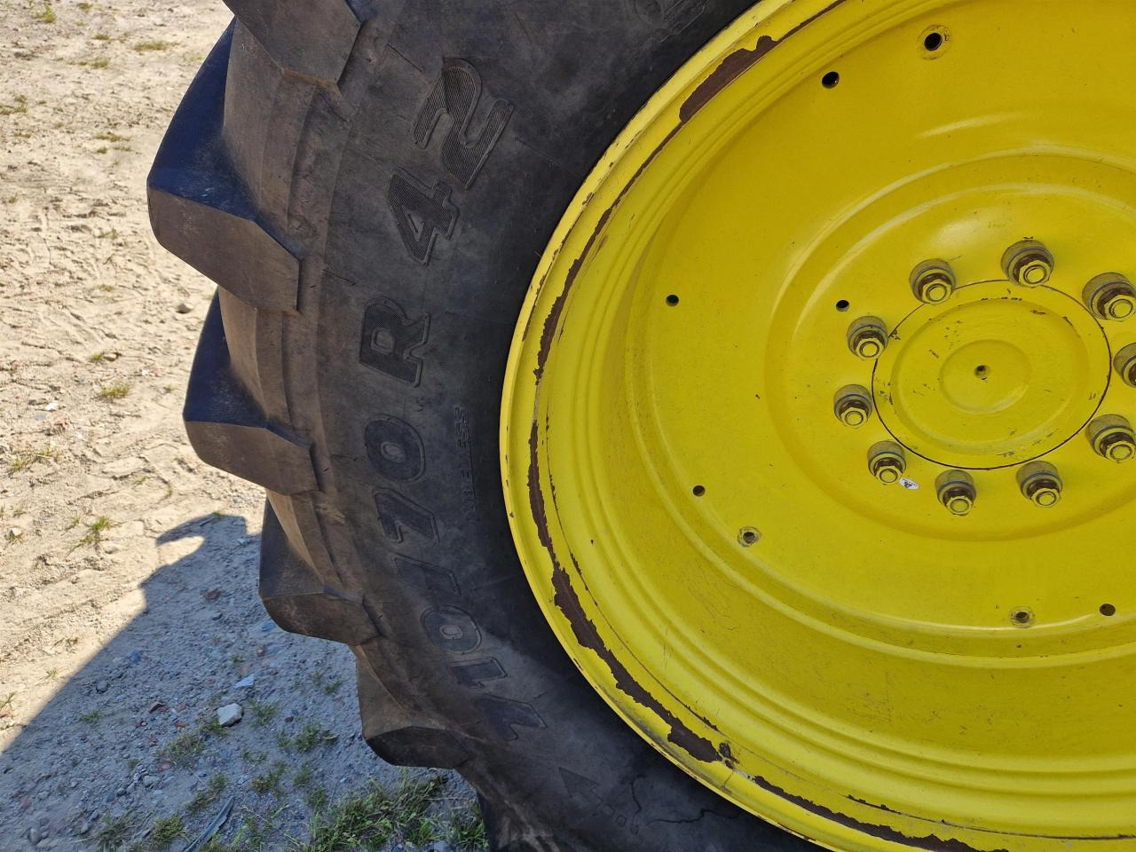 John Deere 6195R - Farm tractor: picture 4 John Deere 6195R - Farm tractor: picture 4