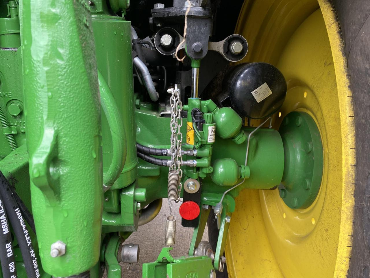 John Deere 6R 155 - Farm tractor: picture 5 John Deere 6R 155 - Farm tractor: picture 5