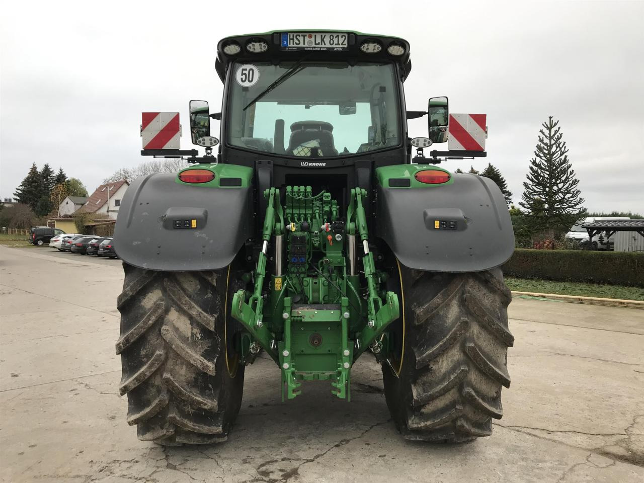 John Deere 6R 250 - Farm tractor: picture 5 John Deere 6R 250 - Farm tractor: picture 5