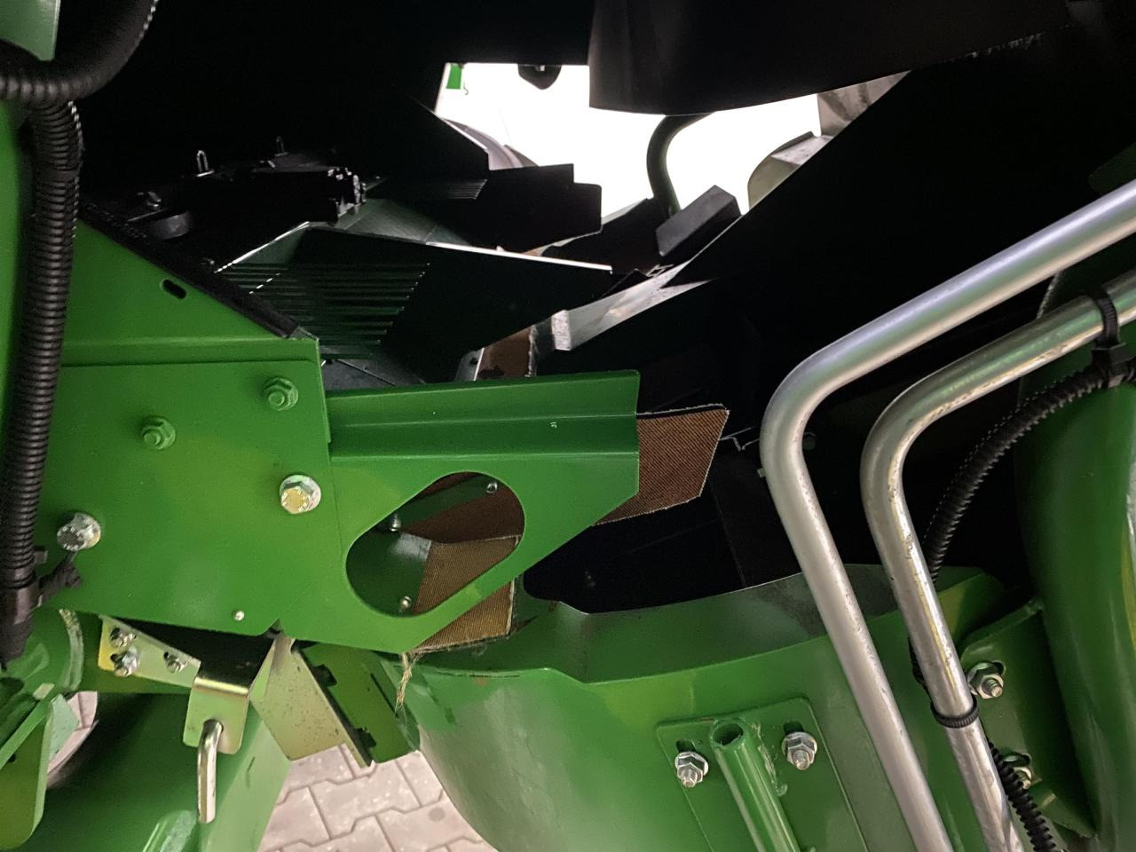 John Deere T550i - Combine harvester: picture 3 John Deere T550i - Combine harvester: picture 3