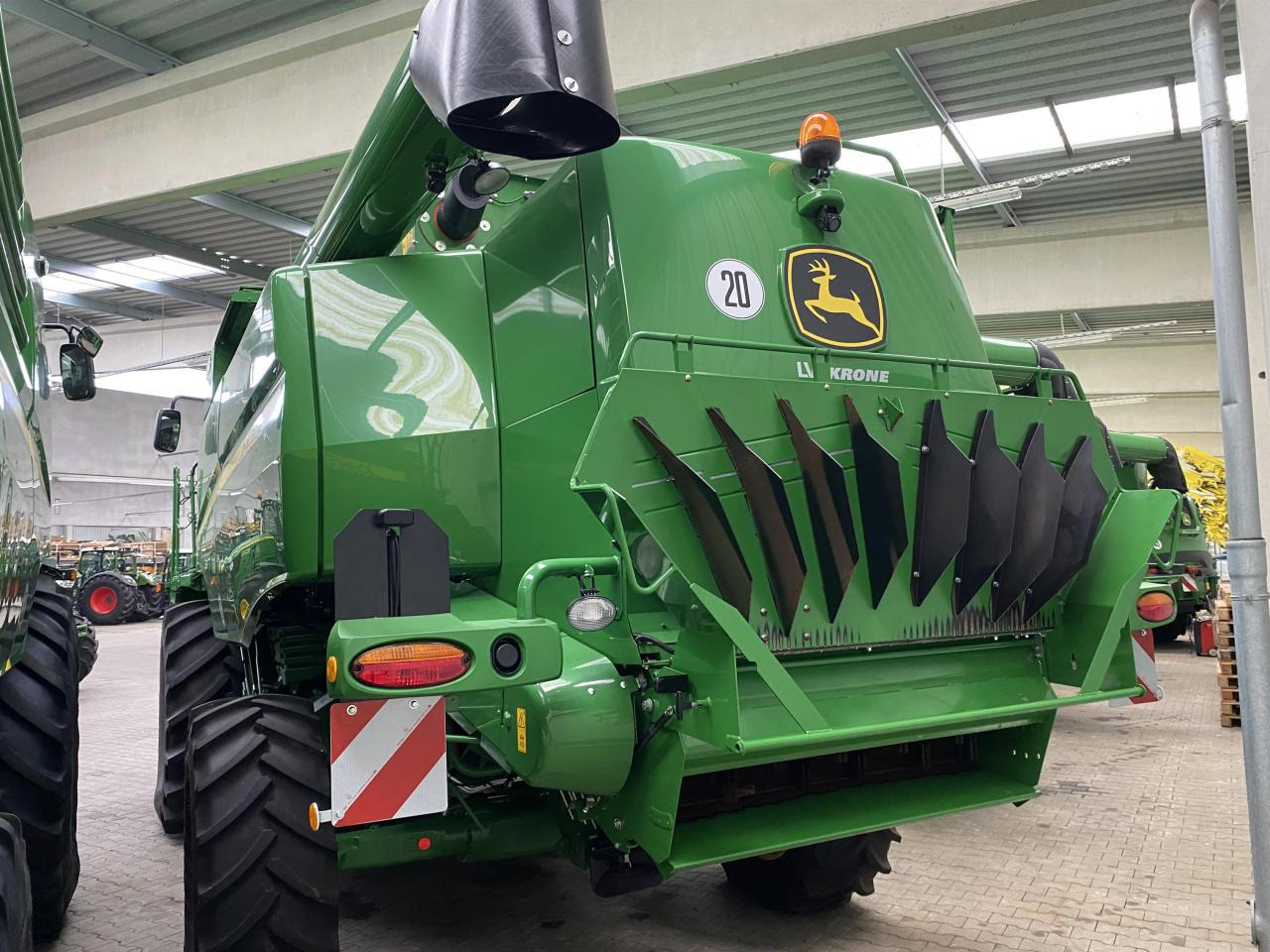 John Deere T550i - Combine harvester: picture 4 John Deere T550i - Combine harvester: picture 4