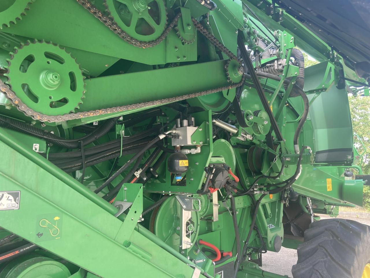 John Deere T560 - Combine harvester: picture 4 John Deere T560 - Combine harvester: picture 4