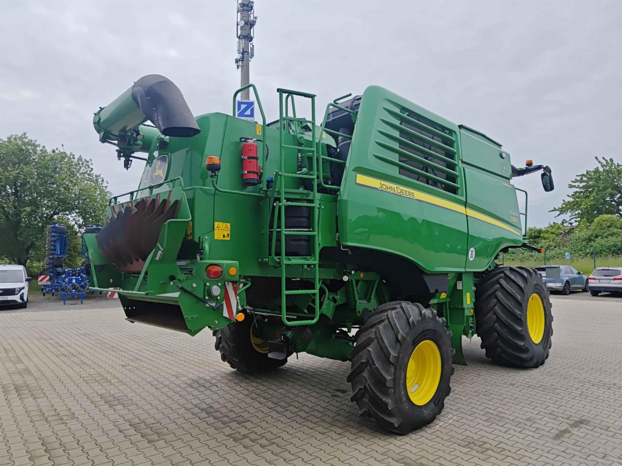 John Deere T560 Hillmaster - Combine harvester: picture 5 John Deere T560 Hillmaster - Combine harvester: picture 5