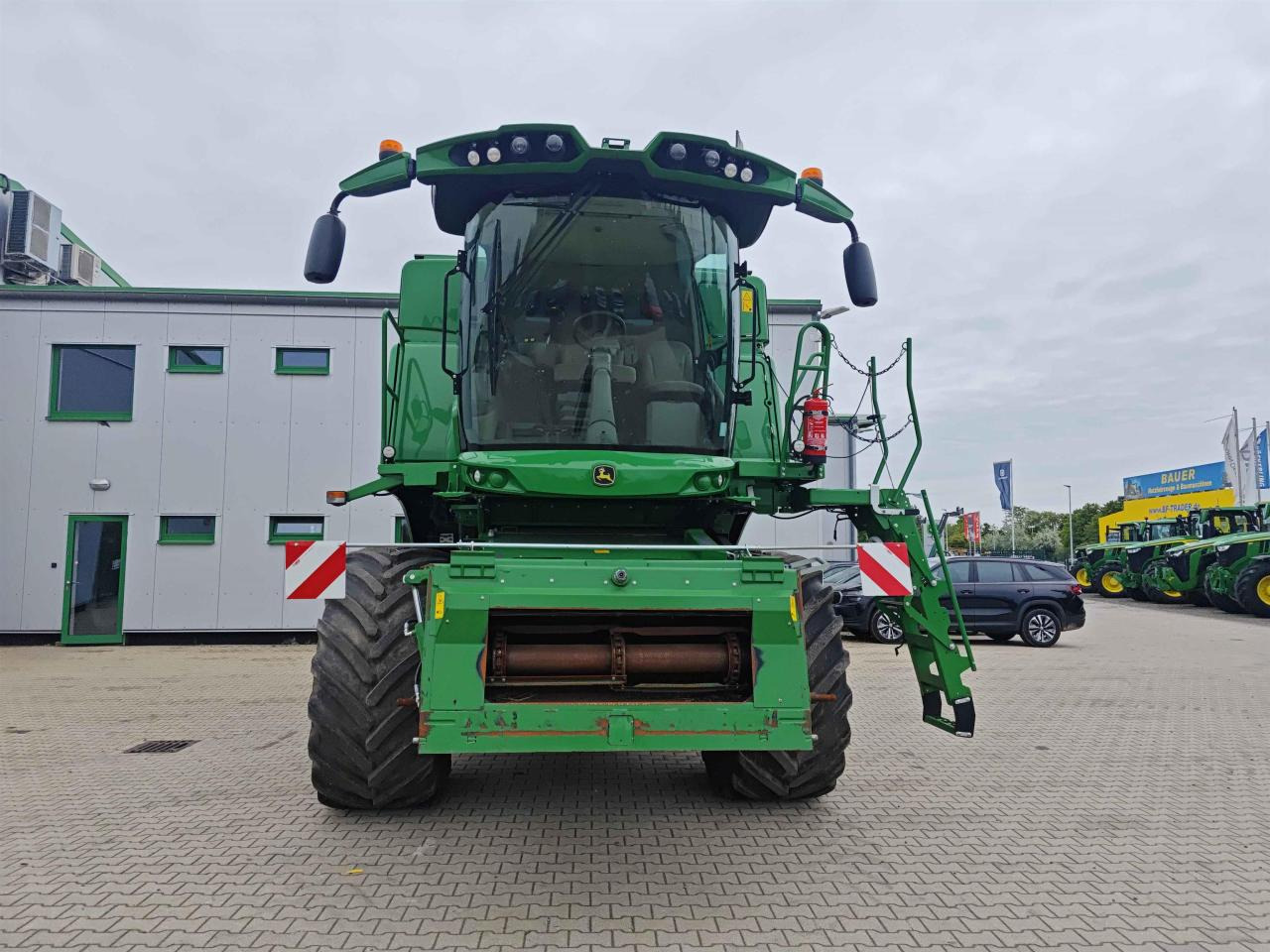 John Deere T560 Hillmaster - Combine harvester: picture 3 John Deere T560 Hillmaster - Combine harvester: picture 3