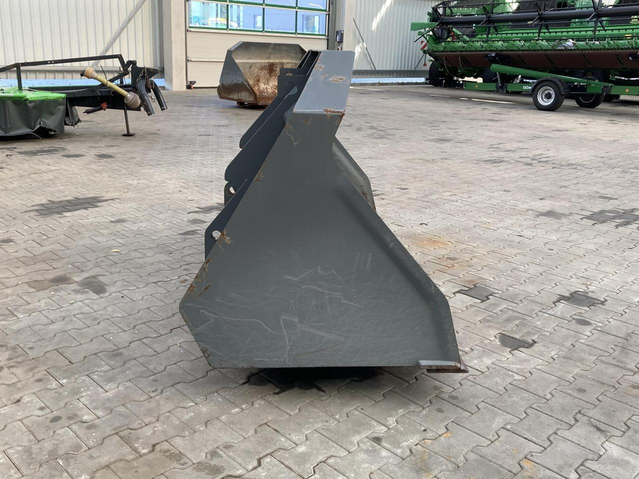 Kramer HVF 2,15m - Bucket: picture 3 Kramer HVF 2,15m - Bucket: picture 3