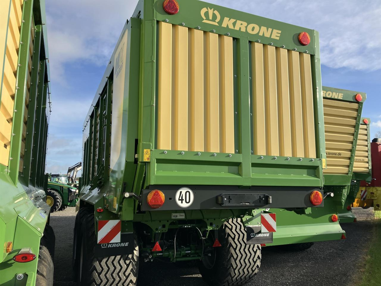 Krone MX 370 GD - Self-loading wagon: picture 2 Krone MX 370 GD - Self-loading wagon: picture 2