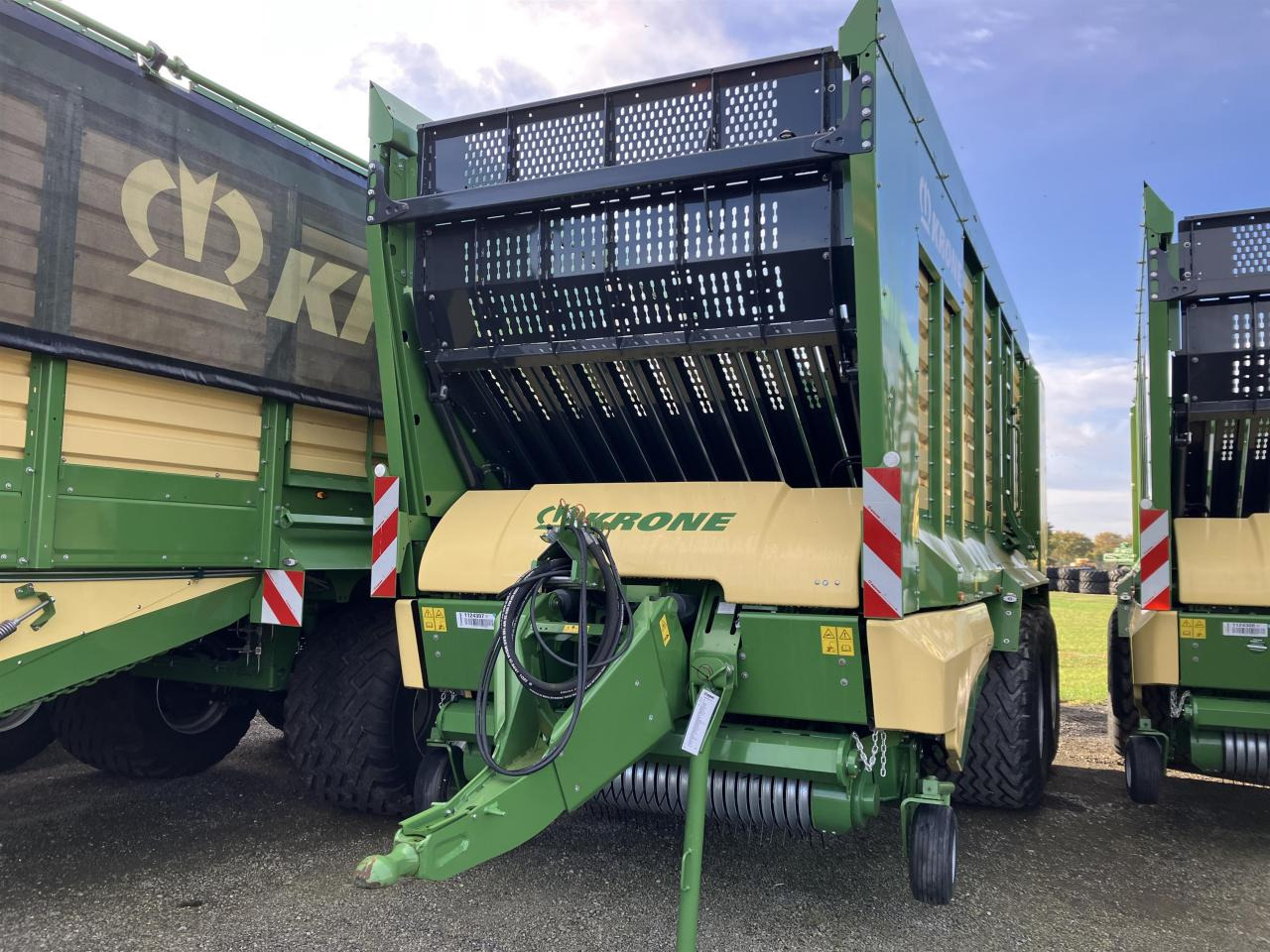Krone MX 370 GD - Self-loading wagon: picture 1 Krone MX 370 GD - Self-loading wagon: picture 1
