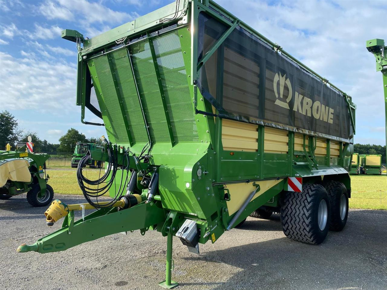 Krone TX 460 D - Farm tipping trailer/ Dumper: picture 3 Krone TX 460 D - Farm tipping trailer/ Dumper: picture 3
