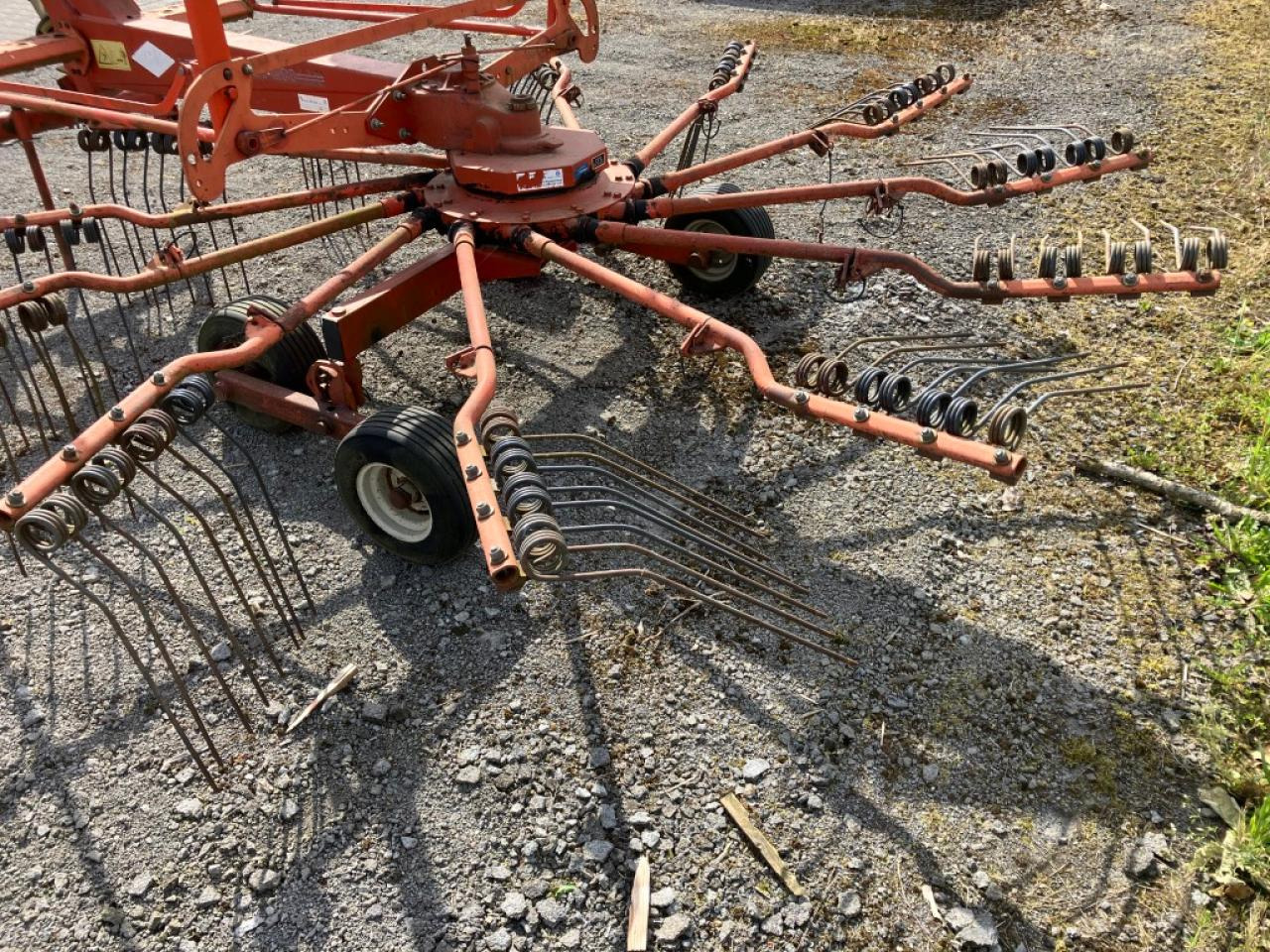 Kuhn GA 4311 GM - Tedder/ Rake: picture 5 Kuhn GA 4311 GM - Tedder/ Rake: picture 5