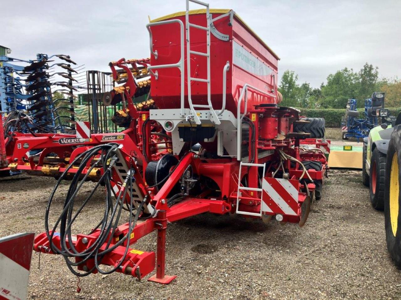 Pöttinger Terrasem C4 - Seed drill: picture 1 Pöttinger Terrasem C4 - Seed drill: picture 1