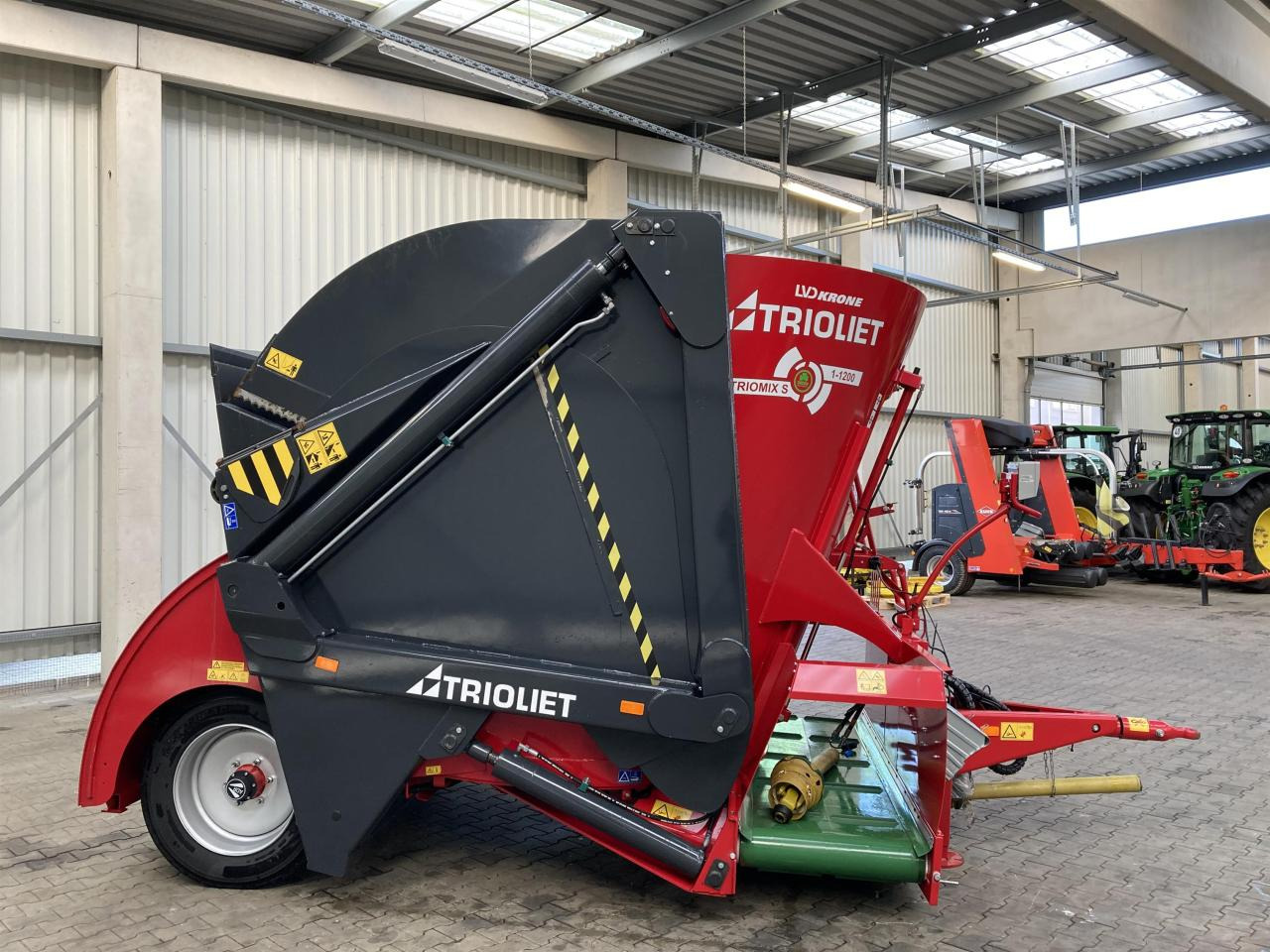 Trioliet Triomix S1 1200 - Forage mixer wagon: picture 3 Trioliet Triomix S1 1200 - Forage mixer wagon: picture 3