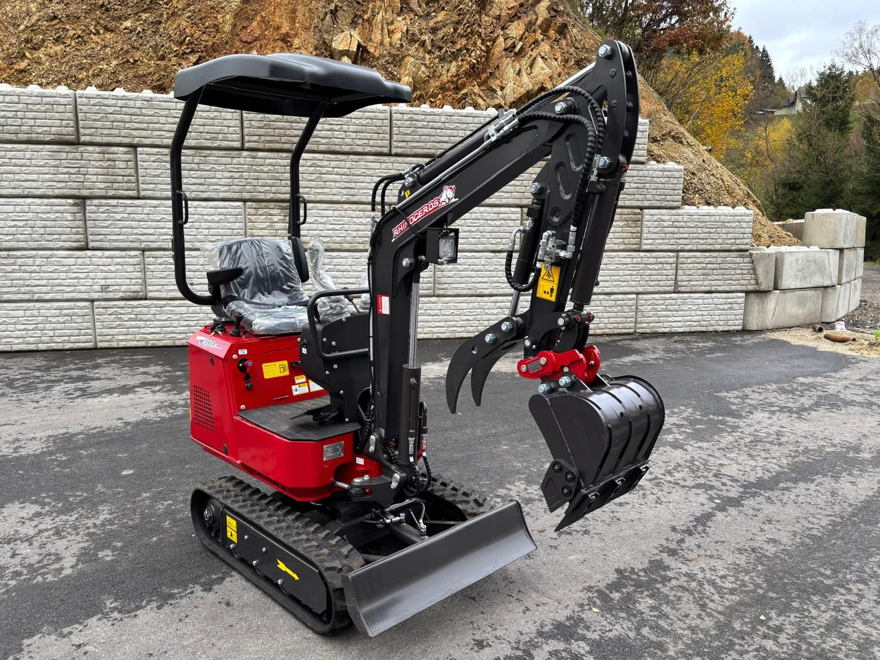 Rhinoceros MY10-8 - Mini excavator: picture 4 Rhinoceros MY10-8 - Mini excavator: picture 4