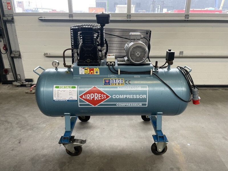Airpress K300/600 Elektrische Zuigercompressor 3 kW 400 L / min 10 Bar - Air compressor: picture 1 Airpress K300/600 Elektrische Zuigercompressor 3 kW 400 L / min 10 Bar - Air compressor: picture 1