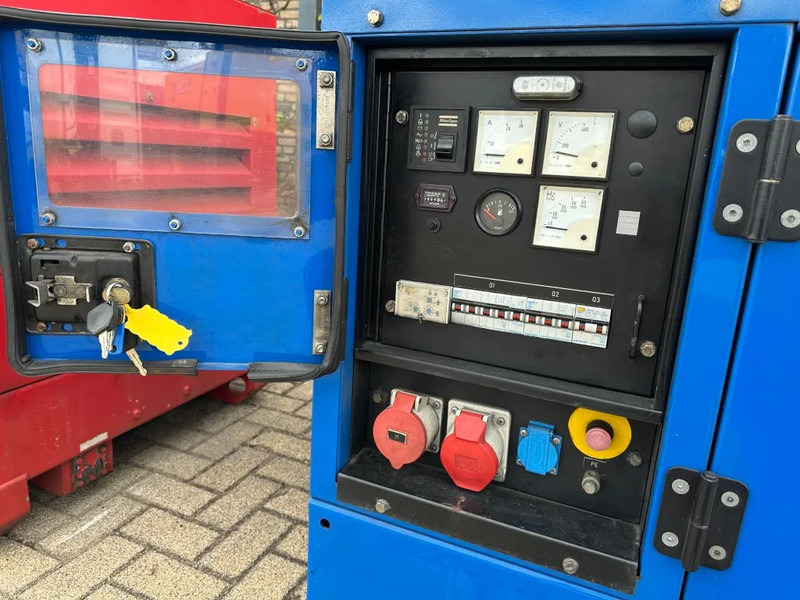 Atlas-Copco QAS 14 Yanmar Stamford 15 kVA Silent generatorset - Generator set: picture 2 Atlas-Copco QAS 14 Yanmar Stamford 15 kVA Silent generatorset - Generator set: picture 2