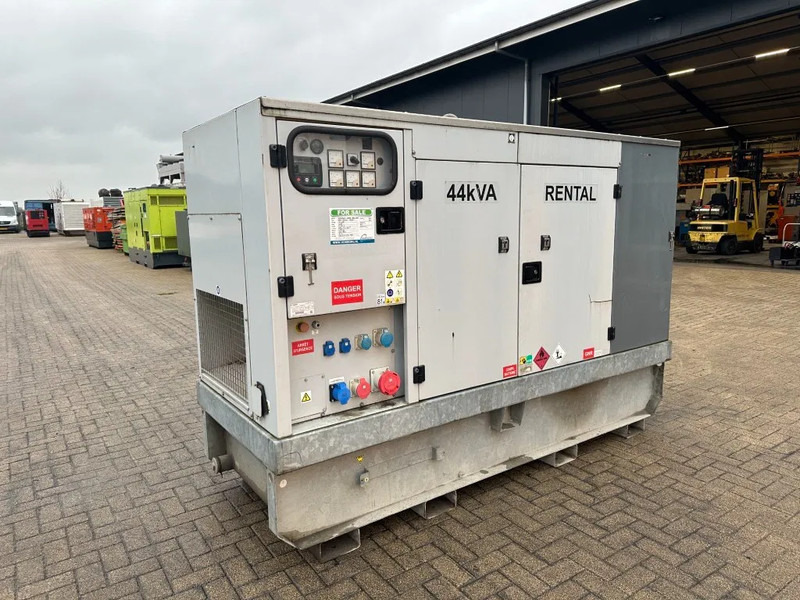 Europower EPUS44TDE Kubota Leroy Somer 44 kVA Supersilent Rental generatorset - Generator set: picture 1 Europower EPUS44TDE Kubota Leroy Somer 44 kVA Supersilent Rental generatorset - Generator set: picture 1