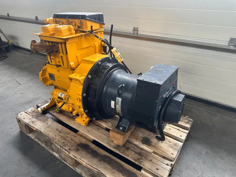 Hatz 2M41 Stamford 17.5 kVA generatorset - Generator set: picture 2 Hatz 2M41 Stamford 17.5 kVA generatorset - Generator set: picture 2