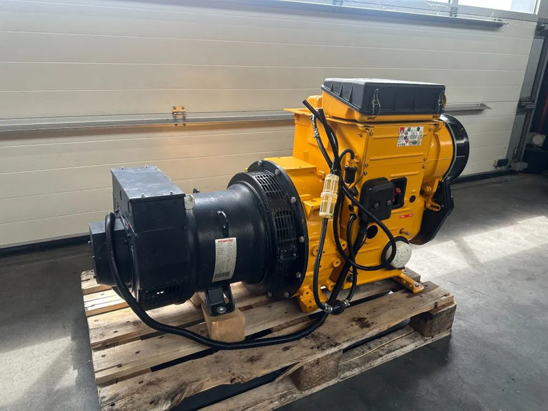 Hatz 2M41 Stamford 17.5 kVA generatorset - Generator set: picture 5 Hatz 2M41 Stamford 17.5 kVA generatorset - Generator set: picture 5