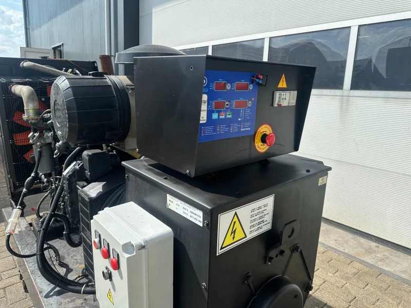Generator set Himoinsa Iveco NEF 60 TE2 Stamford 200 kVA generatorset: picture 12