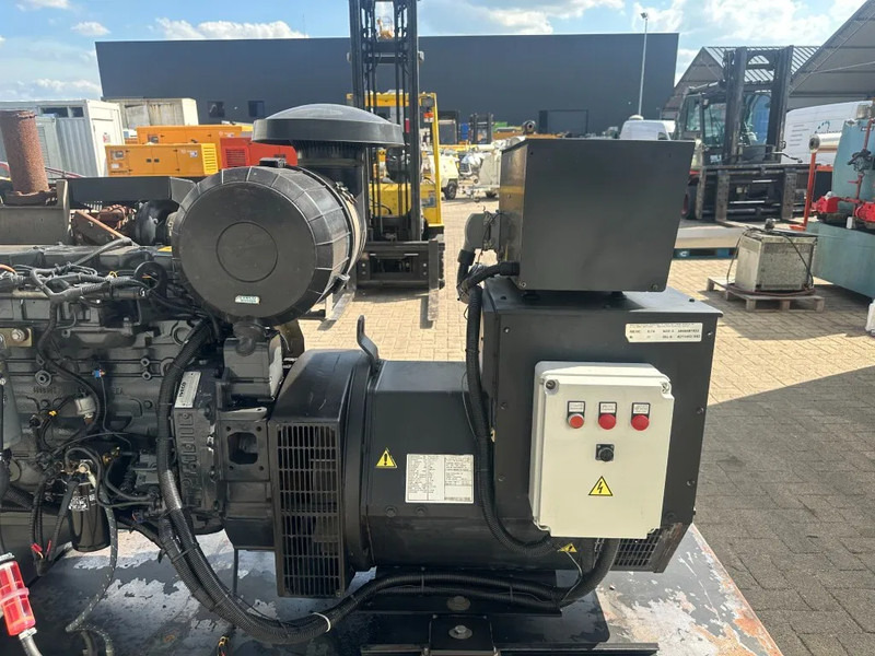Generator set Himoinsa Iveco NEF 60 TE2 Stamford 200 kVA generatorset: picture 17