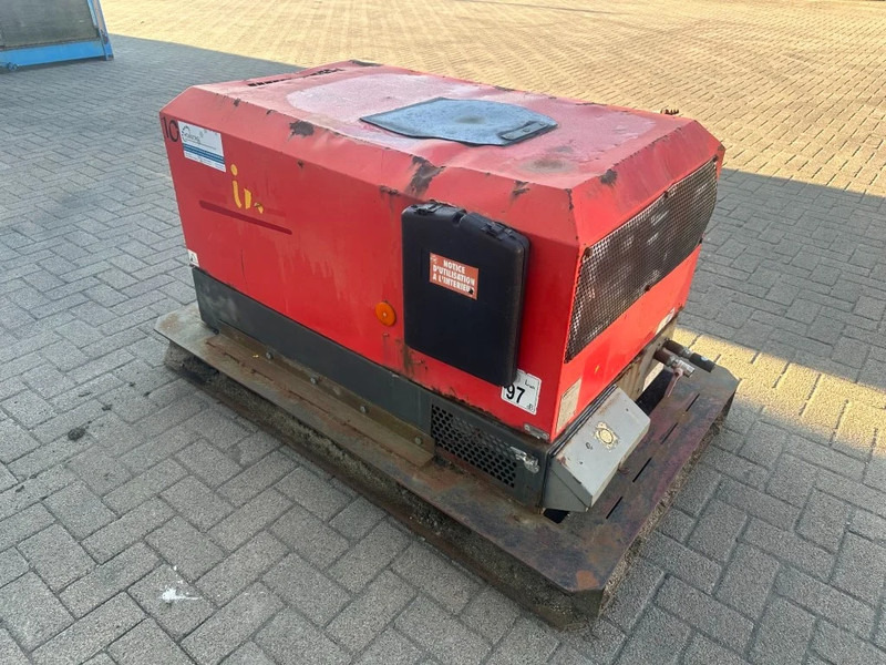 Air compressor Ingersoll Rand 720 R1051SF Kubota D1005 Diesel Compressor 2000 L / min 17.5 kW 8.6 Bar: picture 14