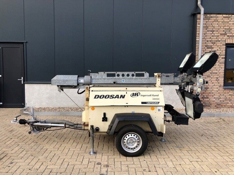 Ingersoll Rand Kubota LT6K 9 meter light tower generator - Lighting tower: picture 1 Ingersoll Rand Kubota LT6K 9 meter light tower generator - Lighting tower: picture 1