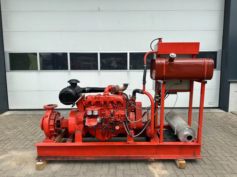 Iveco 8061 SI 25.05 KSB 233 m3 / h 9 Bar Diesel Waterpomp 609 hours ! Fire pump - Water pump: picture 1 Iveco 8061 SI 25.05 KSB 233 m3 / h 9 Bar Diesel Waterpomp 609 hours ! Fire pump - Water pump: picture 1