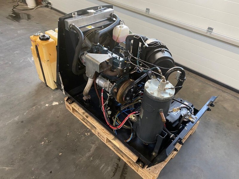 Kubota D1105 Sullair 15.5 kW 7 bar diesel schroefcompressor - Air compressor: picture 3 Kubota D1105 Sullair 15.5 kW 7 bar diesel schroefcompressor - Air compressor: picture 3