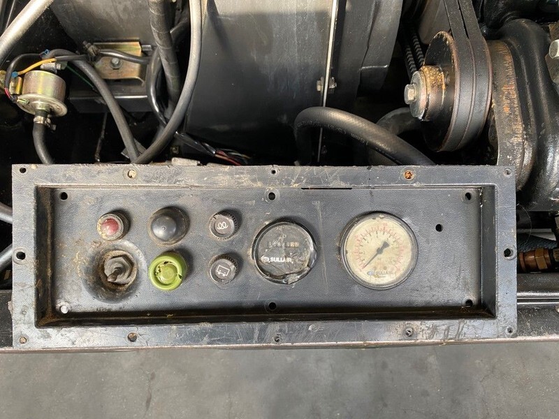 Kubota D1105 Sullair 15.5 kW 7 bar diesel schroefcompressor met nakoeler - Air compressor: picture 5 Kubota D1105 Sullair 15.5 kW 7 bar diesel schroefcompressor met nakoeler - Air compressor: picture 5