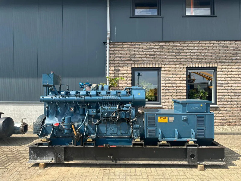Mitsubishi S8NPTA 510 kVA Marine generatorset as New ! 182 hours ! - Generator set: picture 1 Mitsubishi S8NPTA 510 kVA Marine generatorset as New ! 182 hours ! - Generator set: picture 1
