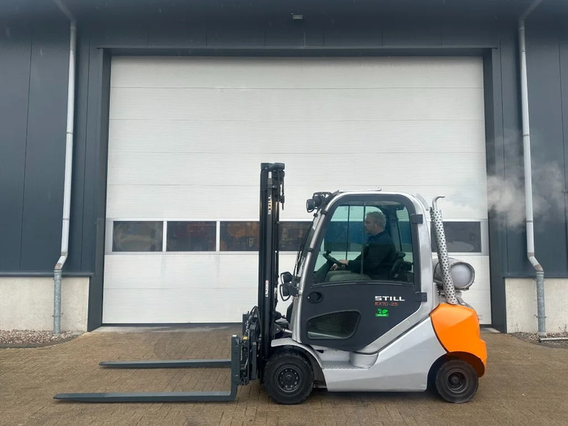 Still RX 70-25 T 2.5 ton Duplex Sideshift Positioner LPG Heftruck - LPG forklift: picture 1 Still RX 70-25 T 2.5 ton Duplex Sideshift Positioner LPG Heftruck - LPG forklift: picture 1