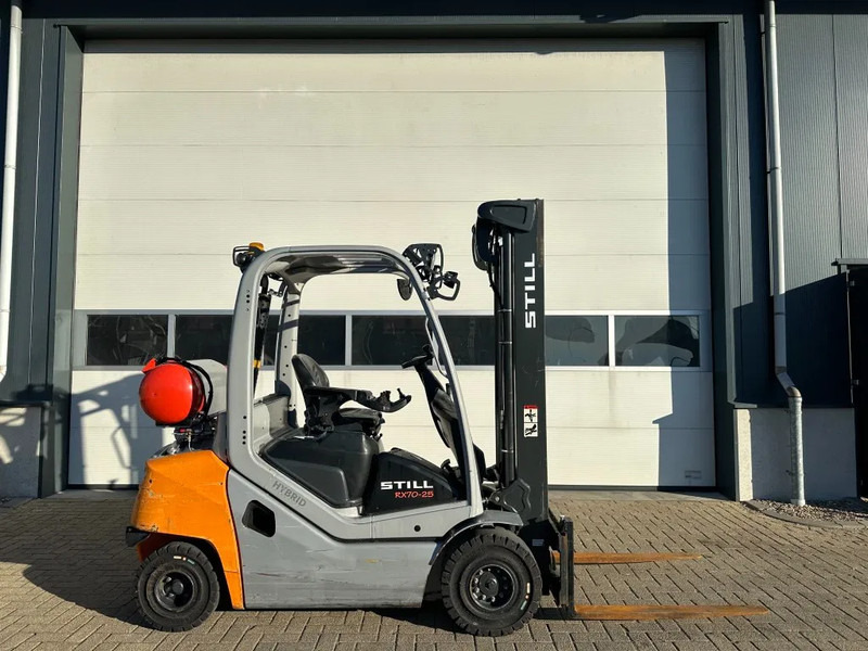 Still RX70-25 T 2.5 ton Duplex Sideshift LPG Heftruck 2020 - LPG forklift: picture 2 Still RX70-25 T 2.5 ton Duplex Sideshift LPG Heftruck 2020 - LPG forklift: picture 2