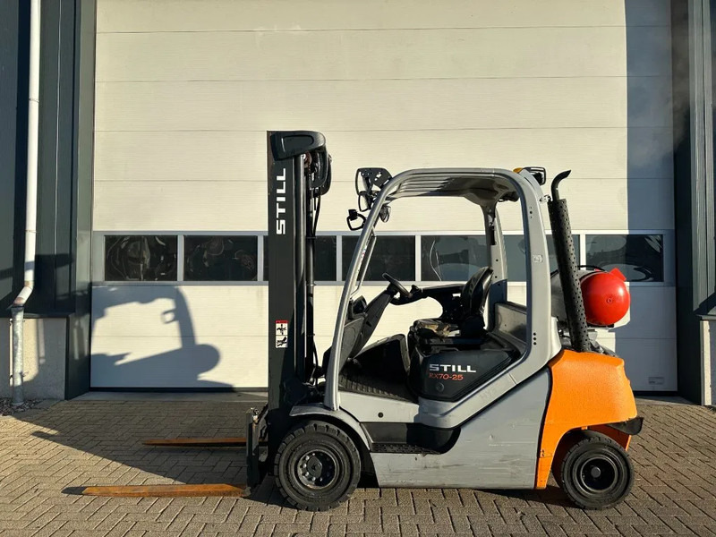 Still RX70-25 T 2.5 ton Duplex Sideshift LPG Heftruck 2020 - LPG forklift: picture 1 Still RX70-25 T 2.5 ton Duplex Sideshift LPG Heftruck 2020 - LPG forklift: picture 1