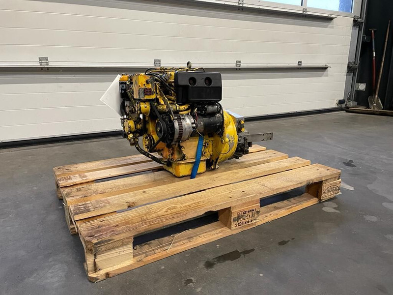 Engine Vetus M2 Vetus 11 PK Marine Diesel motor Twindisc Keerkoppeling: picture 6