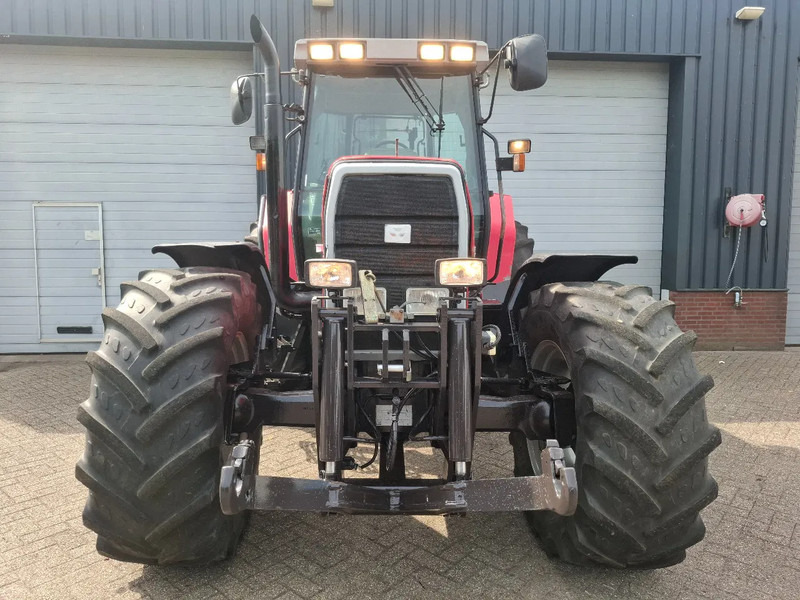 Massey Ferguson 8130 dynashift - Farm tractor: picture 2 Massey Ferguson 8130 dynashift - Farm tractor: picture 2