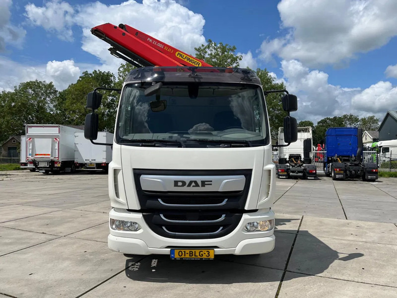 DAF LF 230 FA - Crane truck: picture 5 DAF LF 230 FA - Crane truck: picture 5
