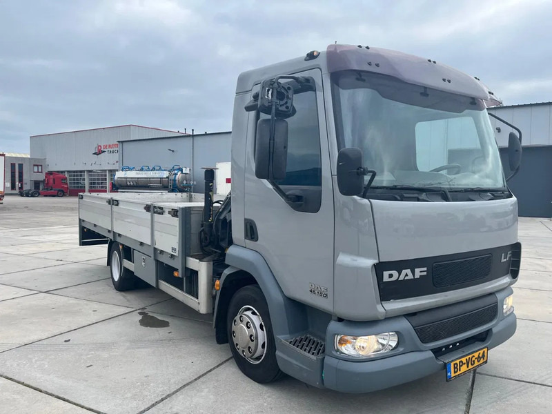 DAF LF 45 FA - Crane truck, Dropside/ Flatbed truck: picture 5 DAF LF 45 FA - Crane truck, Dropside/ Flatbed truck: picture 5