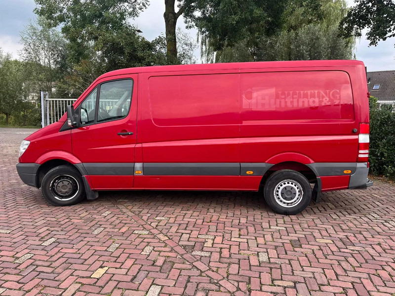 Mercedes-Benz Sprinter 313 CDI L2H1 - Panel van: picture 4 Mercedes-Benz Sprinter 313 CDI L2H1 - Panel van: picture 4