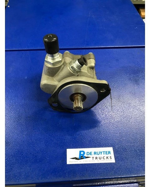 Mercedes-Benz Stuuroliepomp actros/Unimog/antos/arocs/atego - Steering pump for Truck: picture 3 Mercedes-Benz Stuuroliepomp actros/Unimog/antos/arocs/atego - Steering pump for Truck: picture 3