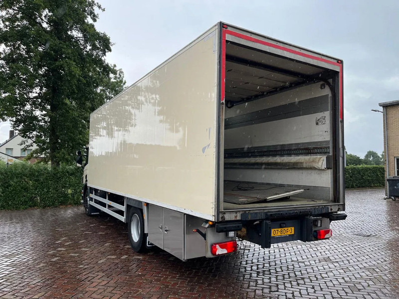 Lease a Scania P250 Scania P250: picture 6