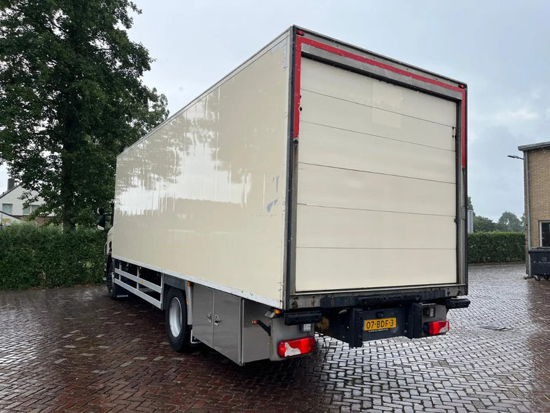 Lease a Scania P250 Scania P250: picture 10