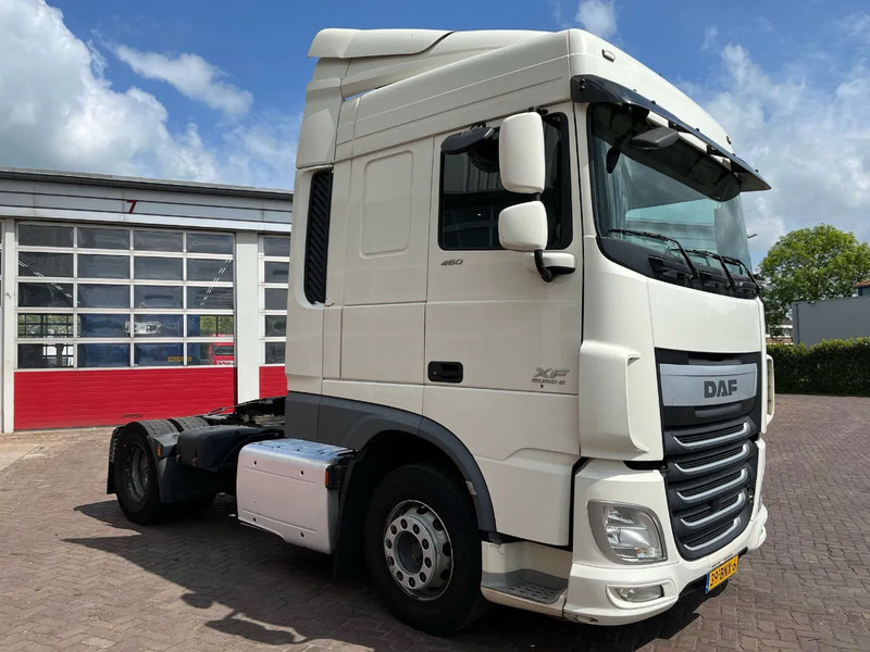 Lease a DAF XF 460 FT DAF XF 460 FT: picture 12
