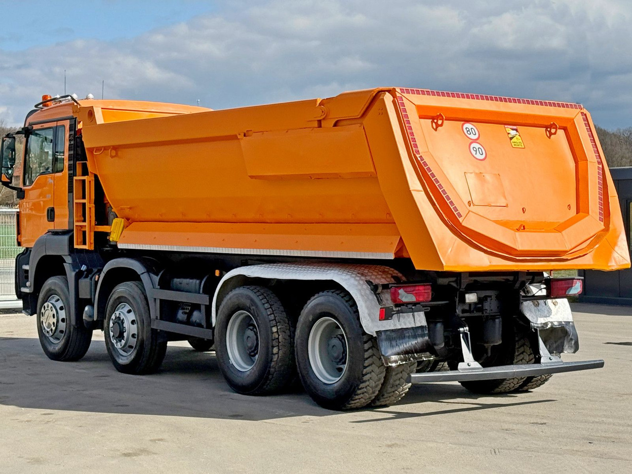 Tipper MAN TGS 35.360 KIPPER * 8x6 * TOPZUSTAND: picture 6