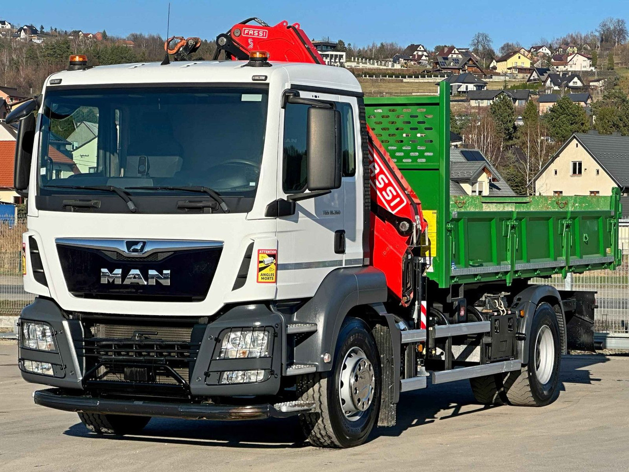 MAN TGS18.360 *FASSI F165A.C.24E + FUNK* TOPZUSTAND - Tipper, Crane truck: picture 4 MAN TGS18.360 *FASSI F165A.C.24E + FUNK* TOPZUSTAND - Tipper, Crane truck: picture 4