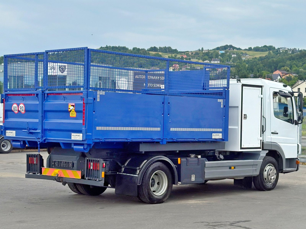 Lease a  Mercedes-Benz 815 * Abrollkipper  + CONTAINER 3,68 m * TOP Mercedes-Benz 815 * Abrollkipper  + CONTAINER 3,68 m * TOP: picture 7