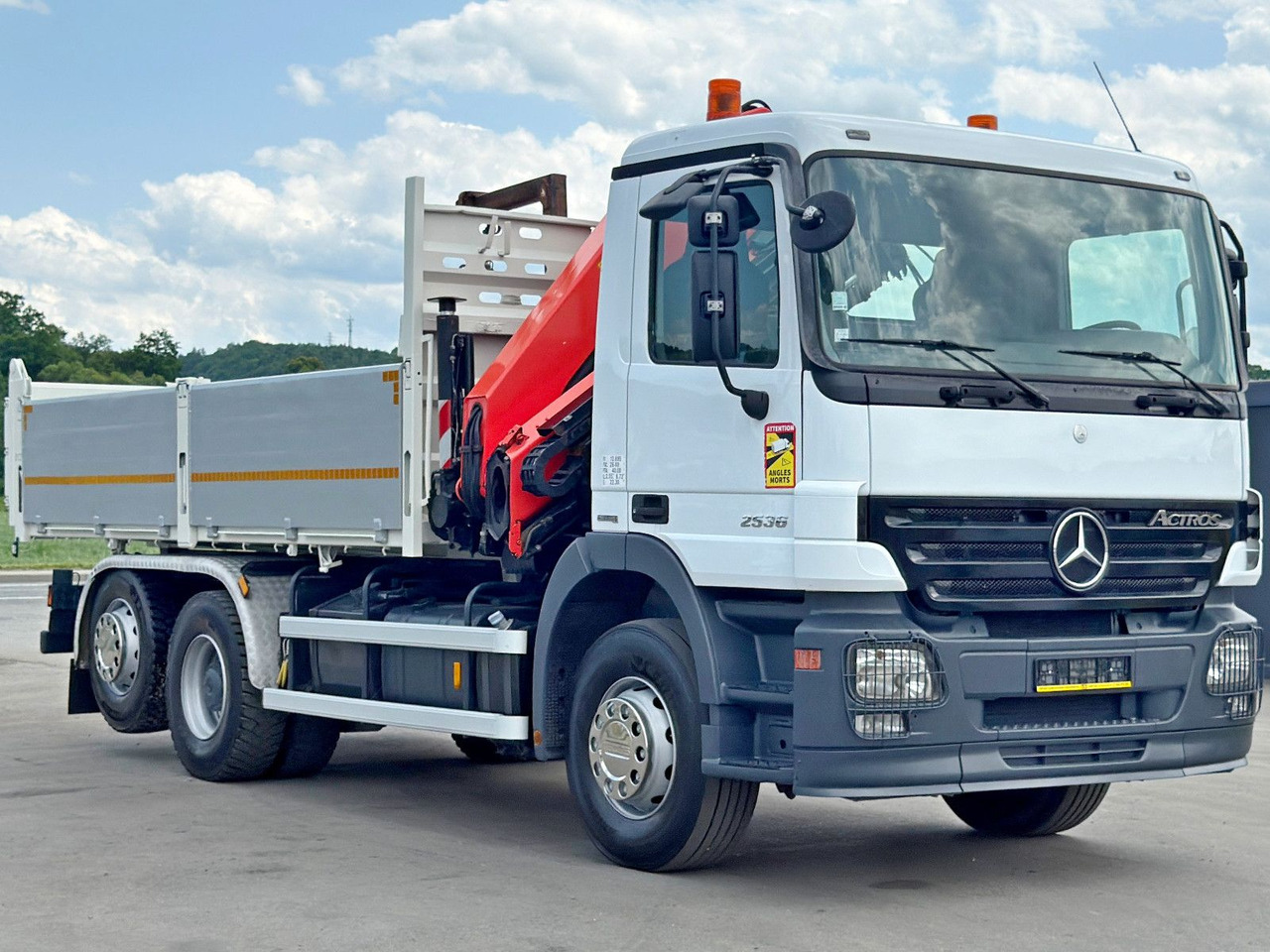 Mercedes-Benz ACTROS 2536* KIPPER 5,30m * PK 15500 + FUNK* TOP - Tipper, Crane truck: picture 4 Mercedes-Benz ACTROS 2536* KIPPER 5,30m * PK 15500 + FUNK* TOP - Tipper, Crane truck: picture 4