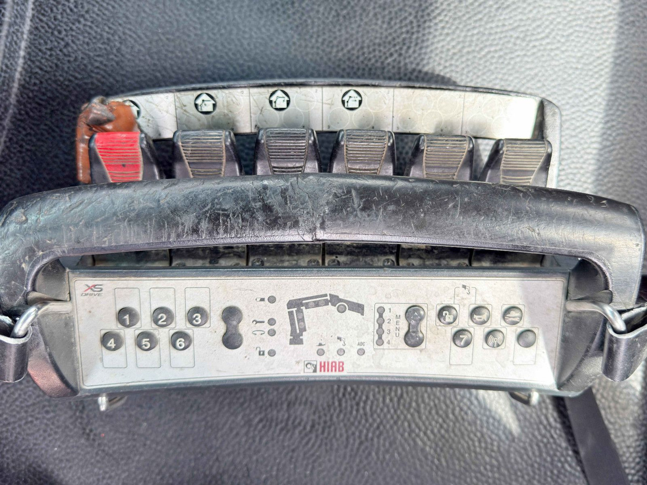 Crane truck Mercedes-Benz ACTROS 2636*HIAB 122 BS-2 HIDUO + FUNK/6x4 * TOP: picture 11