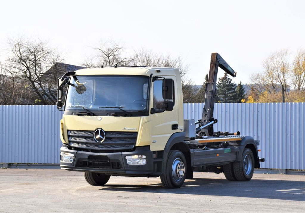Mercedes-Benz ATEGO 1221 * ABROLLKIPPER * TOPZUSTAND Mercedes-Benz ATEGO 1221 * ABROLLKIPPER * TOPZUSTAND - Hook lift truck, Crane truck: picture 2 Mercedes-Benz ATEGO 1221 * ABROLLKIPPER * TOPZUSTAND Mercedes-Benz ATEGO 1221 * ABROLLKIPPER * TOPZUSTAND - Hook lift truck, Crane truck: picture 2