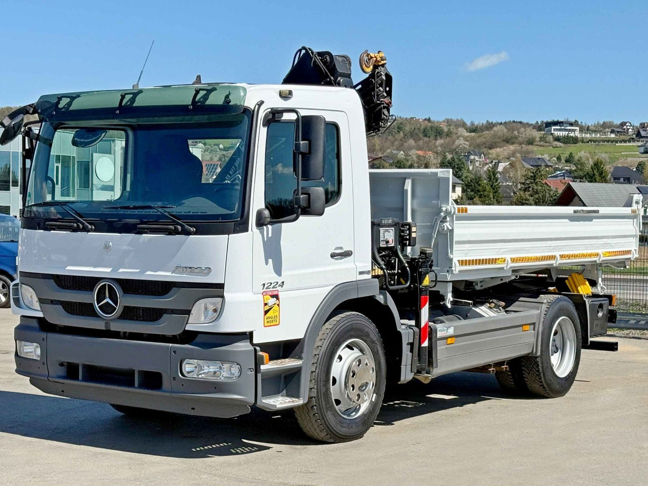 Mercedes-Benz ATEGO 1224 * KIPPER 4,00 m * HIAB 077 BS - 2 DUO - Crane truck: picture 5 Mercedes-Benz ATEGO 1224 * KIPPER 4,00 m * HIAB 077 BS - 2 DUO - Crane truck: picture 5