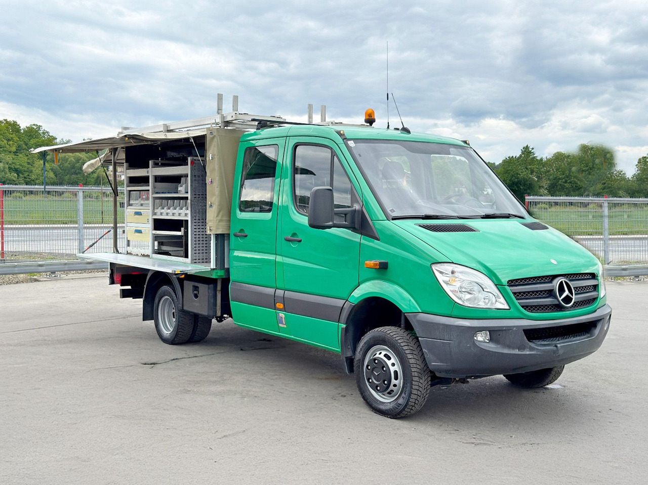 Mercedes-Benz Sprinter 516 CDI* Doppel Kabine! 4x4 *TOPZUSTAND - Tipper van: picture 2 Mercedes-Benz Sprinter 516 CDI* Doppel Kabine! 4x4 *TOPZUSTAND - Tipper van: picture 2