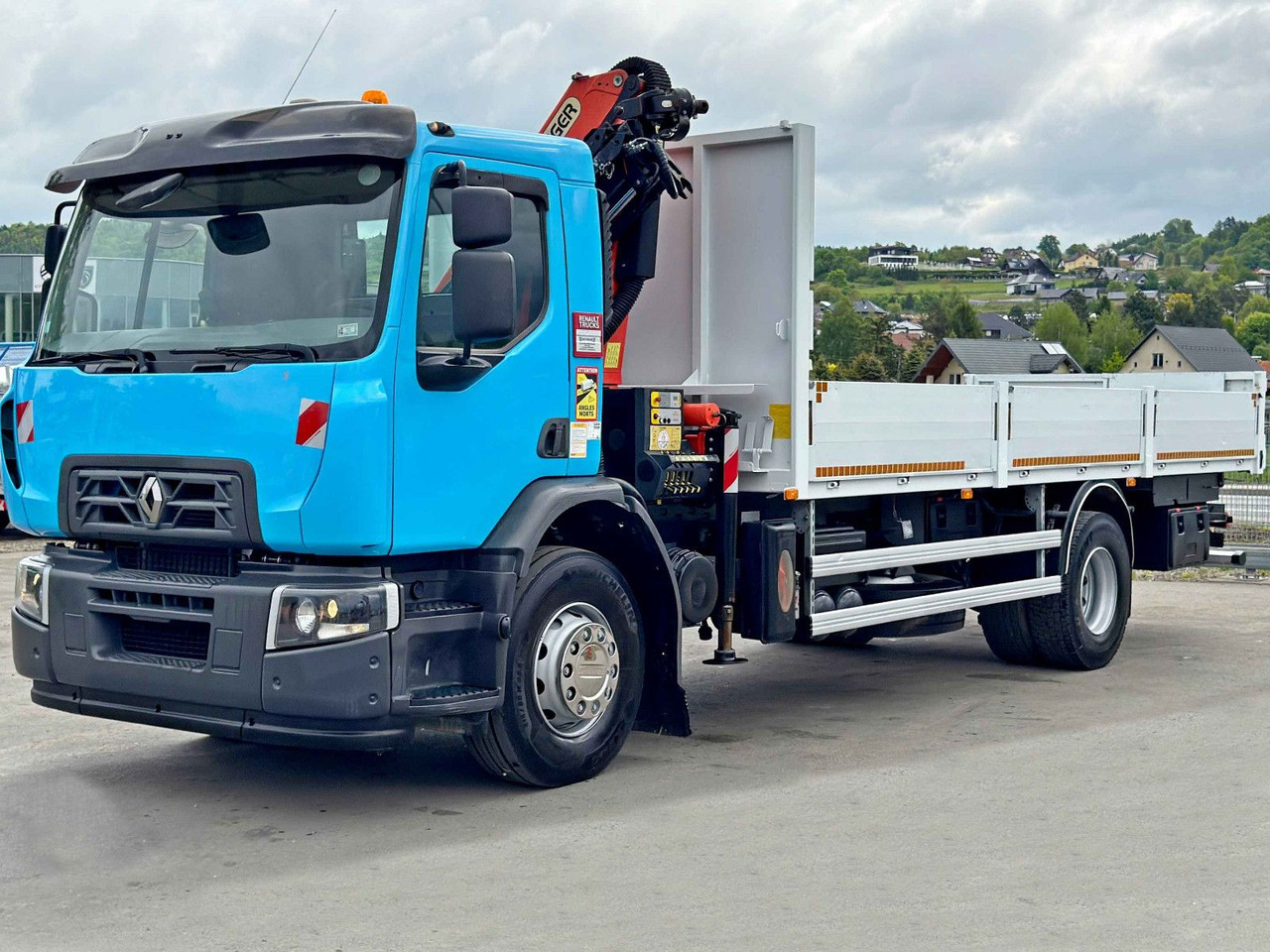 Renault C 320 * PK 12002 EH A + FUNK * TOPZUSTAND - Crane truck: picture 4 Renault C 320 * PK 12002 EH A + FUNK * TOPZUSTAND - Crane truck: picture 4
